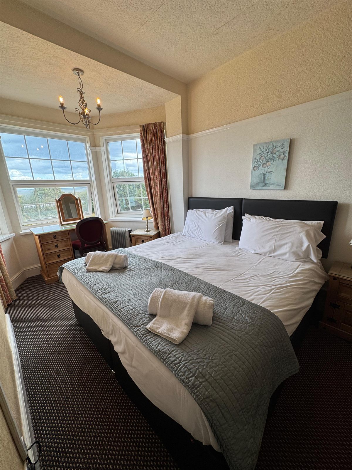 Double guest room with east-facing sea view