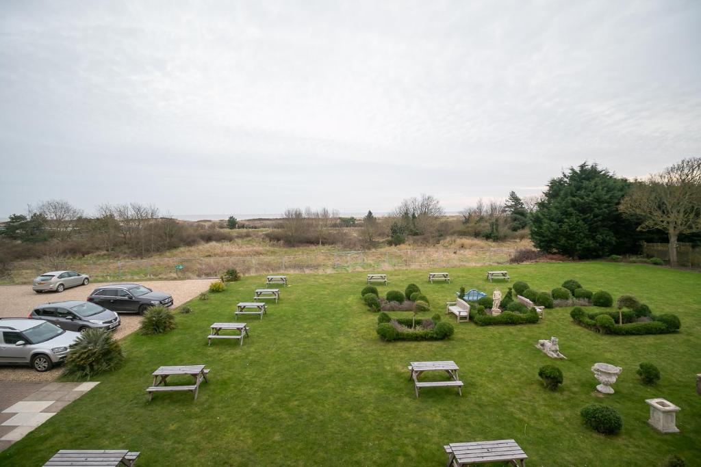 Overhead view of cafe tables in the rear gardens