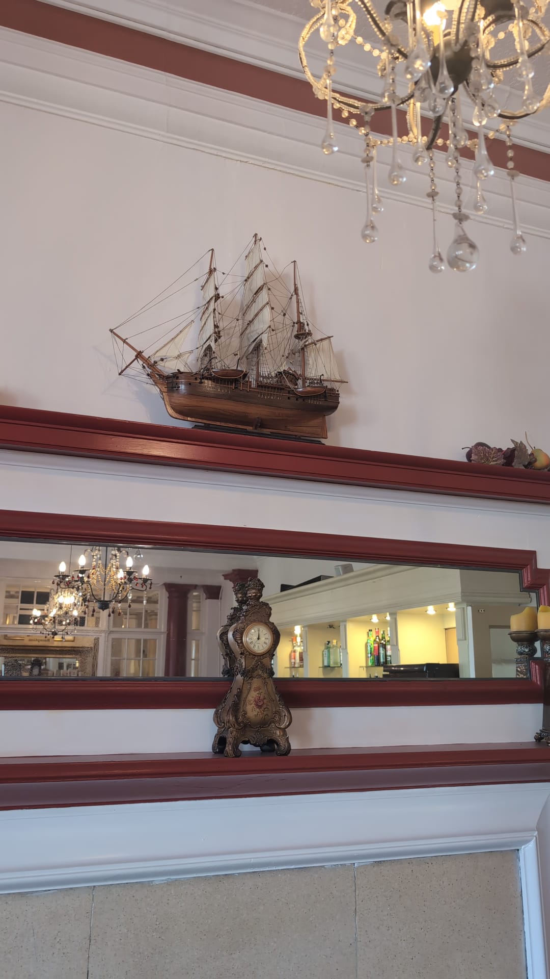 Ship-themed mantel clock