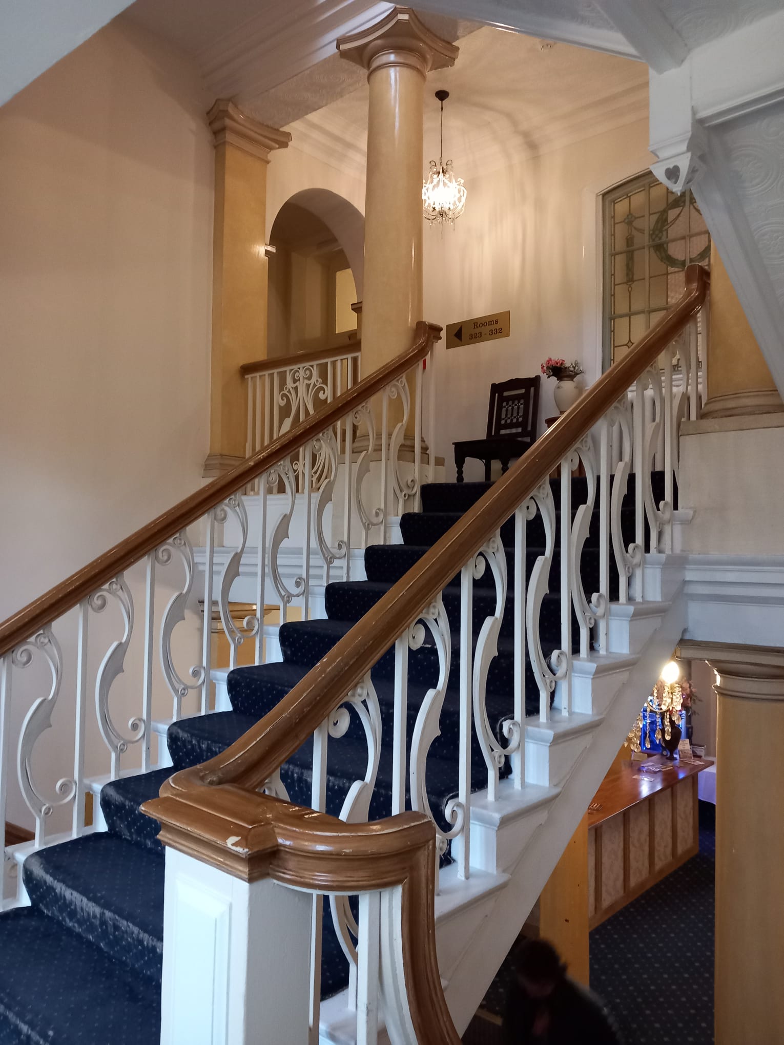 Grand staircase from the right-hand approach